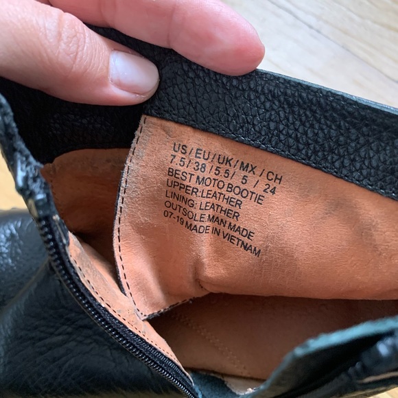 Gentle Soul “best motto bootie” black leather. Size 7.5 - Picture 9 of 9